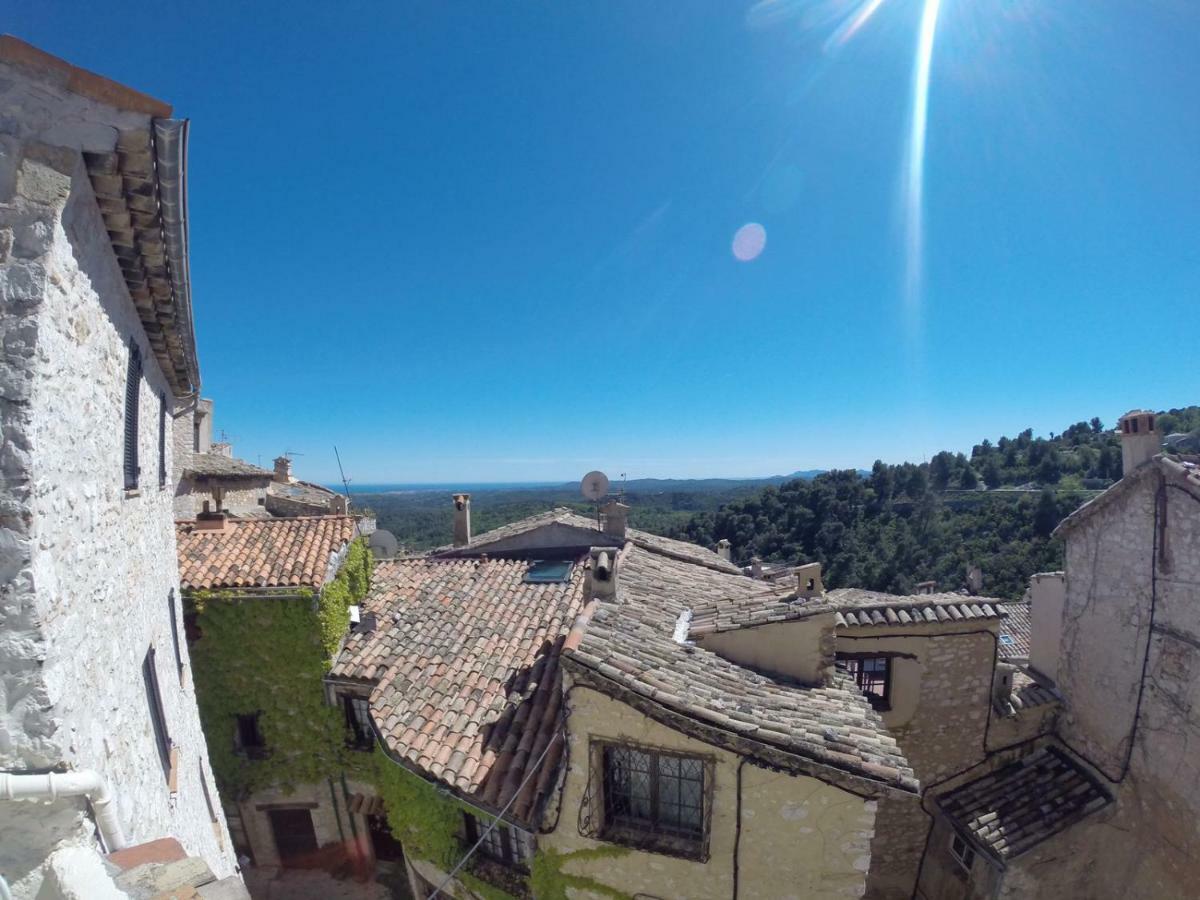 Carpe Diem Tourrettes-sur-Loup Exterior photo