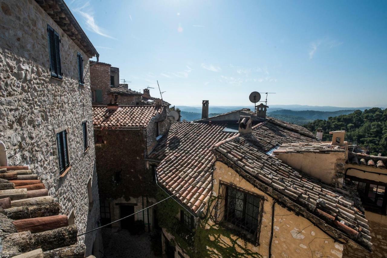 Carpe Diem Tourrettes-sur-Loup Exterior photo